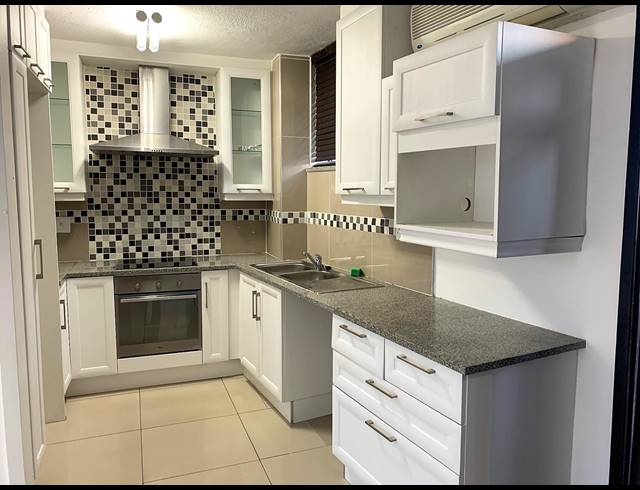 2 BEDROOM APARTMENT TO LET IN MORNINGSIDE